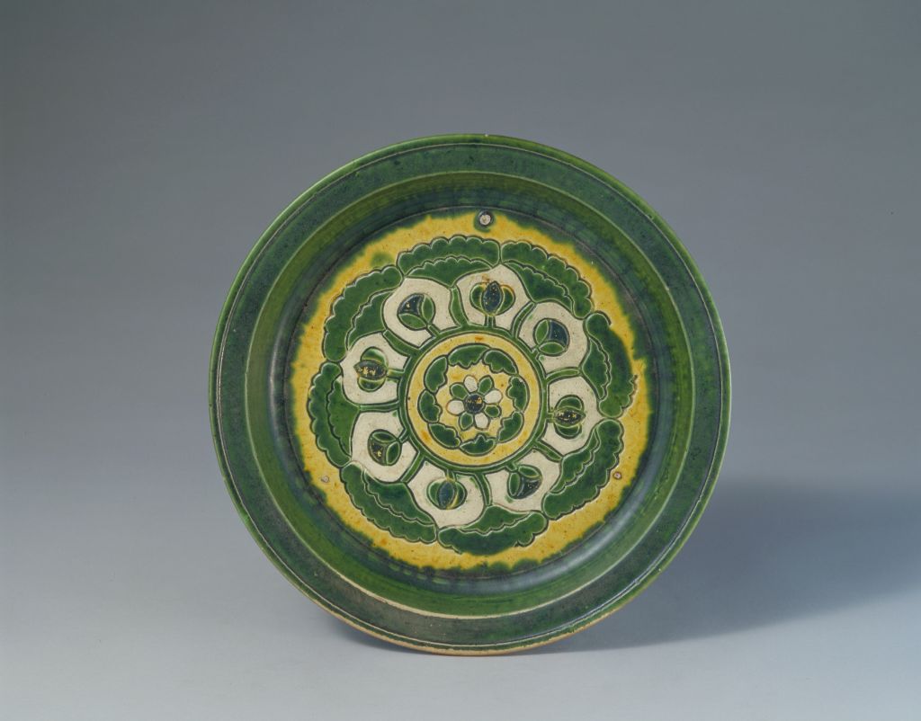 图片[2]-Tri-color carved tripod plate-China Archive